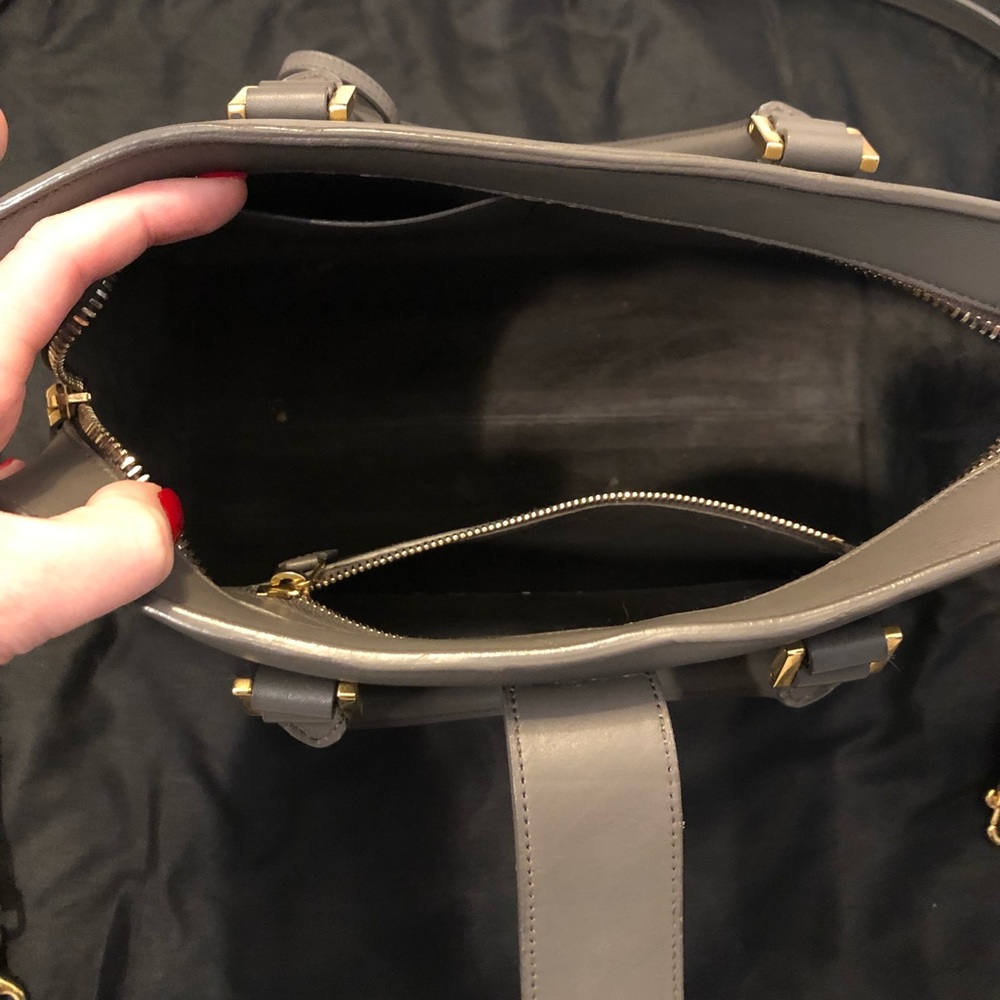 YSL Small Cabas Monogram Fog Gray Smooth Leather - Picture 6 of 8